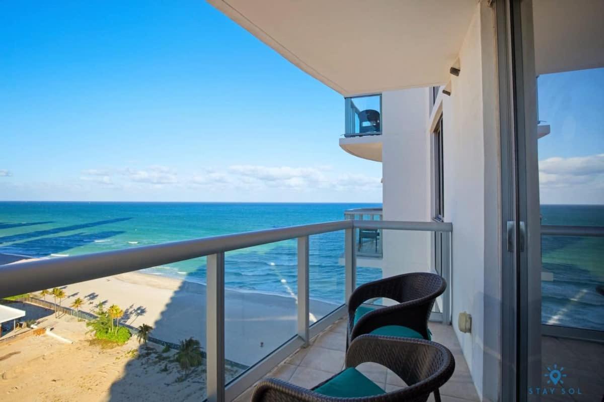Beachfront Resort Pool Ocean View Balcony Miami Beach Exterior photo